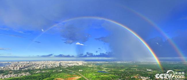 海口上空現雙彩虹景觀